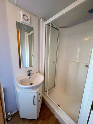 Bathroom- click for photo gallery
